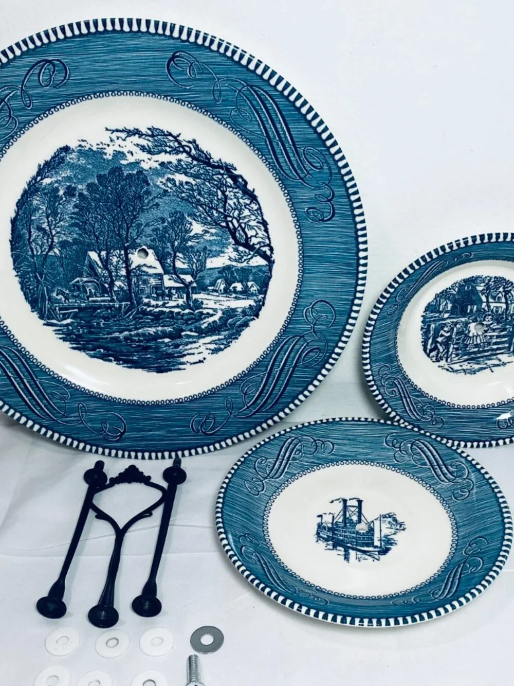 VNTG Currier & Ives 3-Tier Tidbit Tray 10